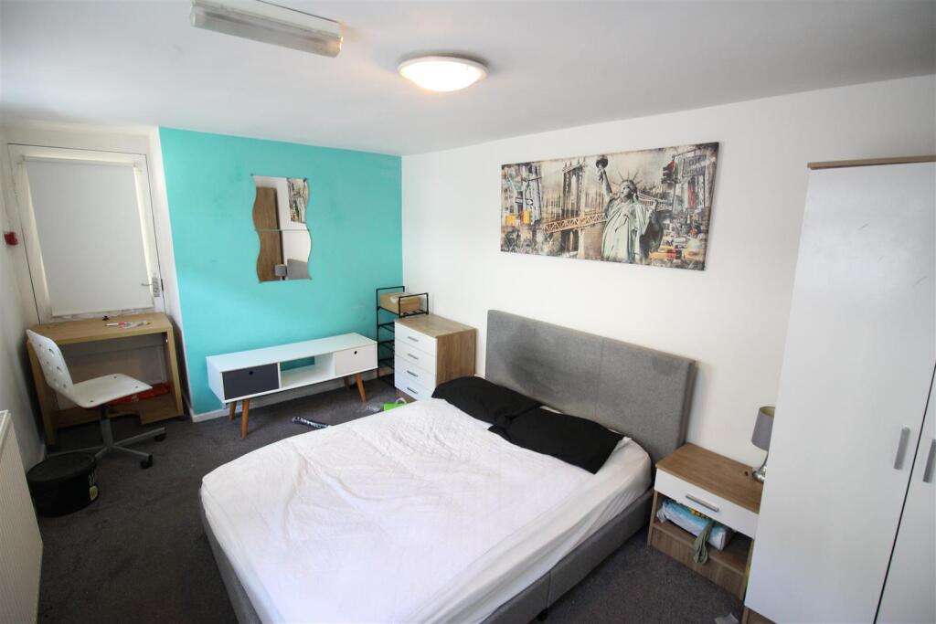 1 bed House Share for rent in Portsmouth. From Tully & Co - Southsea