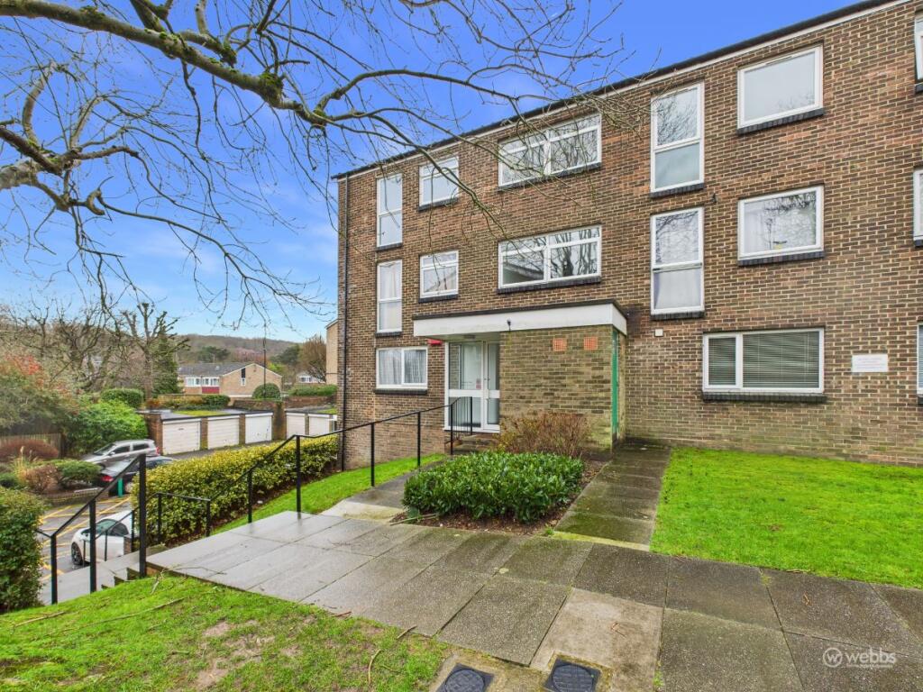 1 bed Apartment for rent in Farleigh. From Webbs Estate Agents - Croydon