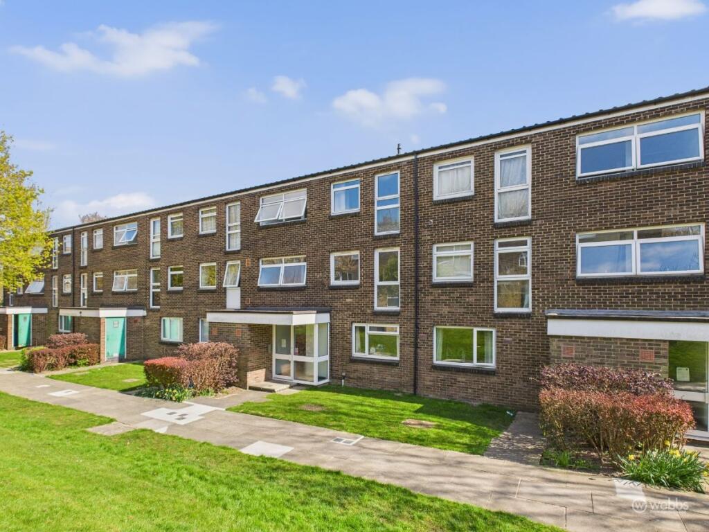 1 bed 1st Floor Flat for rent in Farleigh. From Webbs Estate Agents - Croydon