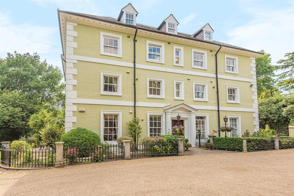 2 bed 1st Floor Flat for rent in Harrow. From Woodward Estate Agents - Harrow