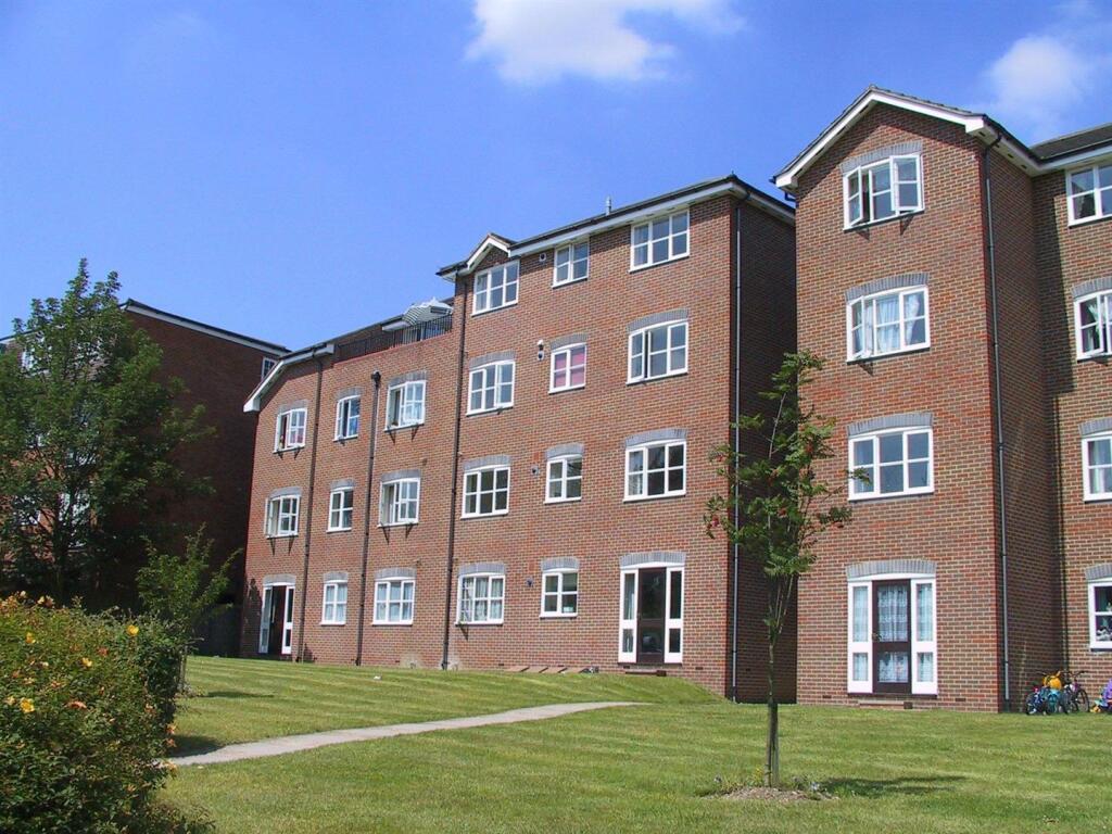 2 bed 1st Floor Flat for rent in Harrow. From Woodward Estate Agents - Harrow 2 bed 1st Floor Flat for rent in Harrow. From Woodward Estate Agents - Harrow