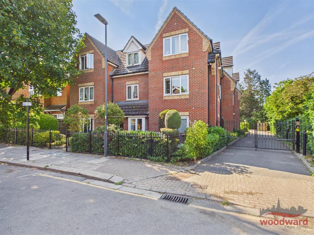 1 bed 1st Floor Flat for rent in Harrow. From Woodward Estate Agents - Harrow