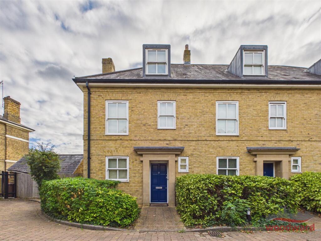 3 bed Detached for rent in Harrow. From Woodward Estate Agents - Harrow 3 bed Detached for rent in Harrow. From Woodward Estate Agents - Harrow