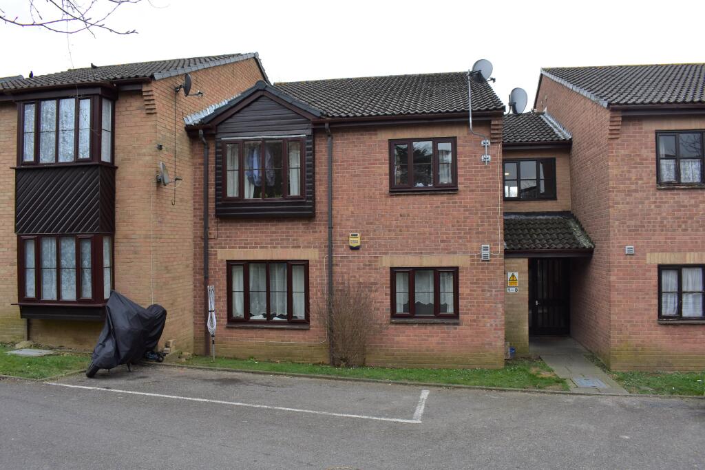 1 bed House (unspecified) for rent in Yeovil Marsh. From YeoLets - Yeovil
