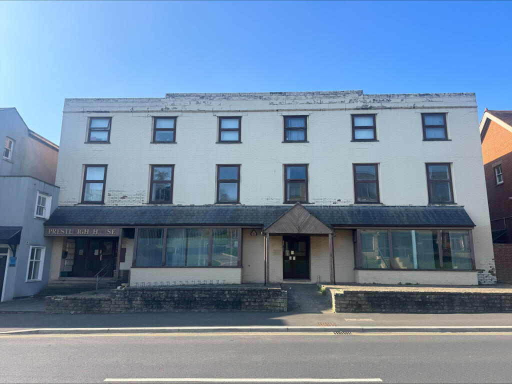 2 bed 1st Floor Flat for rent in Yeovil. From YeoLets - Yeovil