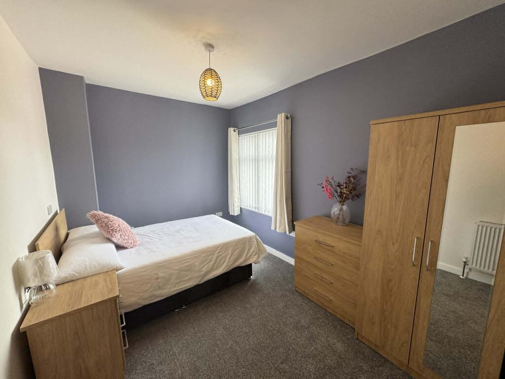 1 bed House Share for rent in Yeovil Marsh. From YeoLets - Yeovil