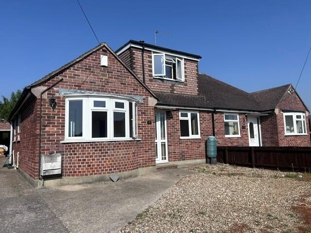 4 bed Semi Detached for rent in Yeovil Marsh. From YeoLets - Yeovil