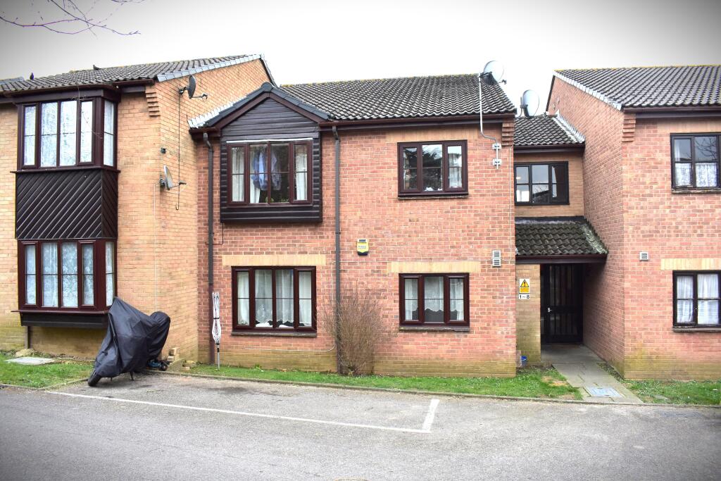 1 bed Apartment for rent in Yeovil Marsh. From YeoLets - Yeovil