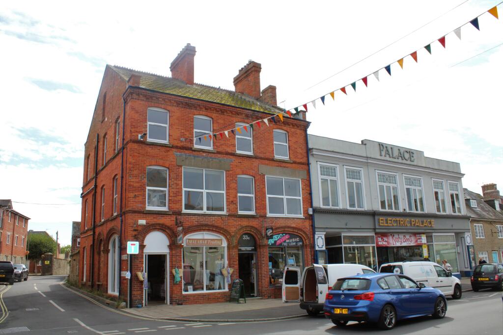 1 bed 1st Floor Flat for rent in Bridport. From YeoLets - Yeovil 1 bed 1st Floor Flat for rent in Bridport. From YeoLets - Yeovil