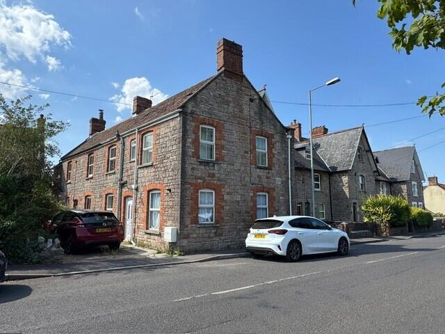 2 bed End of Terrace for rent in Wells. From YeoLets - Yeovil