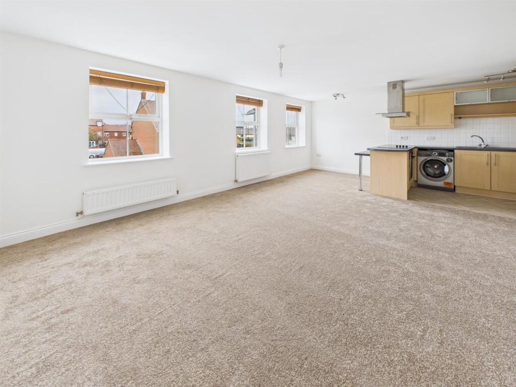 2 bed Apartment for rent in Nuneaton. From Prominence Estates - Coventry 2 bed Apartment for rent in Nuneaton. From Prominence Estates - Coventry