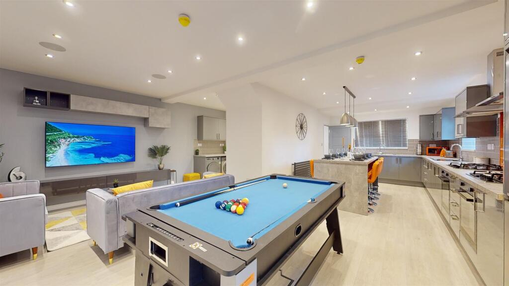 6 bed Semi Detached for rent in Coventry. From Prominence Estates - Coventry
