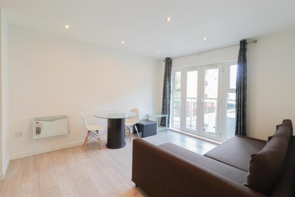 2 bed Apartment for rent in Coventry. From Prominence Estates - Coventry