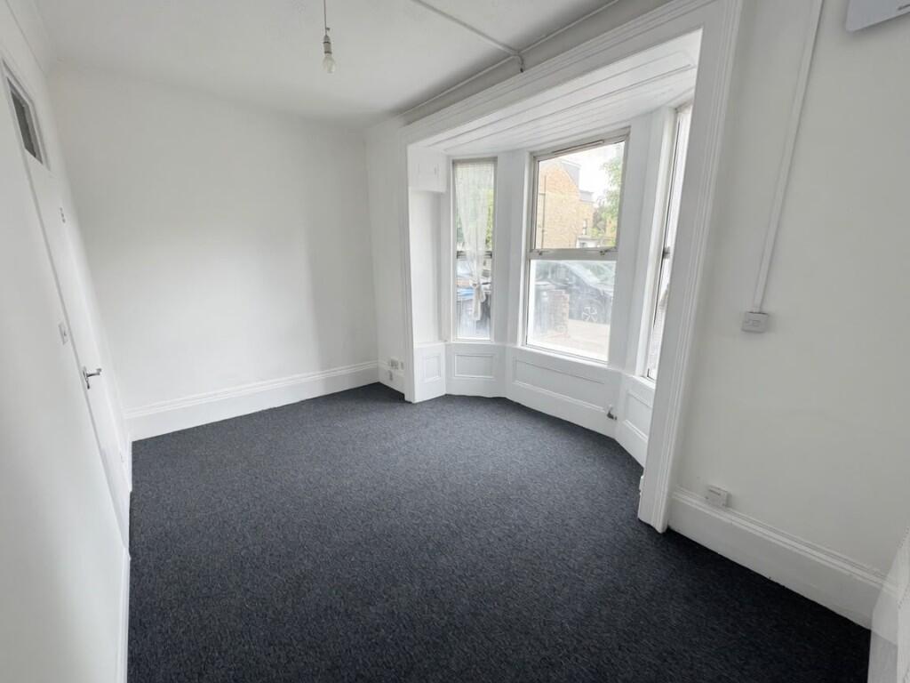4 bed Studio for rent in Croydon. From Memento Estate 4 bed Studio for rent in Croydon. From Memento Estate