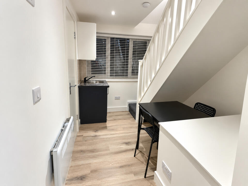 1 bed HMO for rent in Sunbury. From Memento Estate 1 bed HMO for rent in Sunbury. From Memento Estate