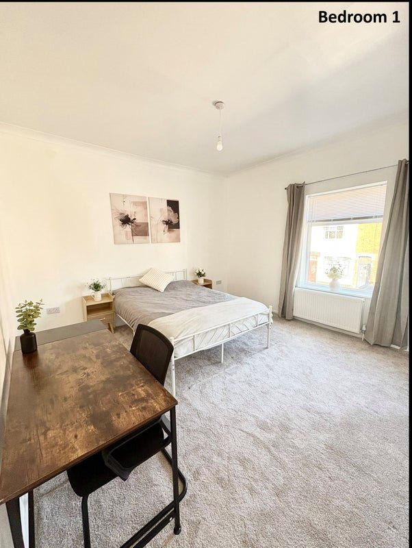 3 bed House Share for rent in Hyde. From Abode Letting Agents