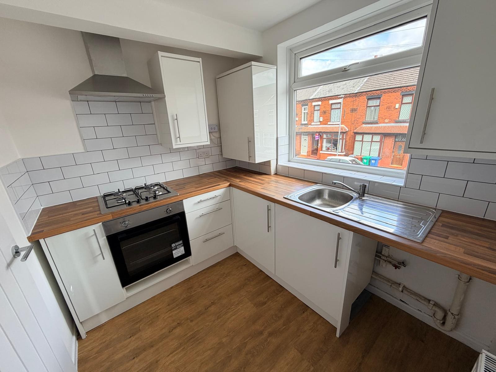 1 bed 1st Floor Flat for rent in Stretford. From Abode Letting Agents