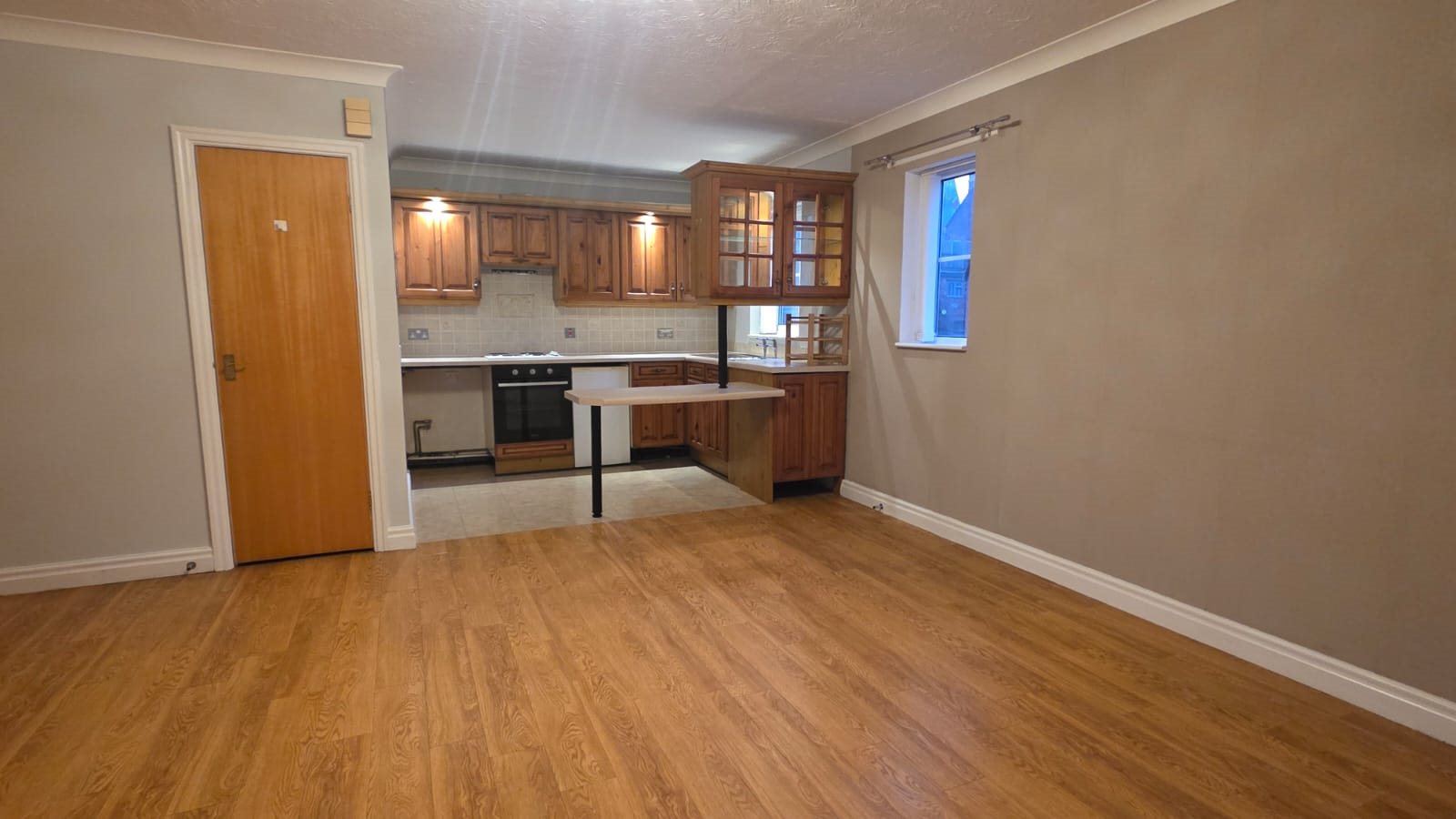 2 bed 1st Floor Flat for rent in Crosby. From Abode Letting Agents