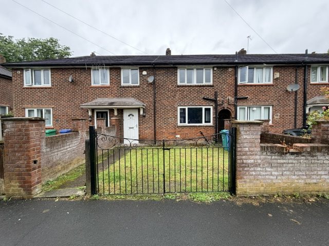 3 bed Mid Terraced House for rent in Droylsden. From Abode Letting Agents 3 bed Mid Terraced House for rent in Droylsden. From Abode Letting Agents