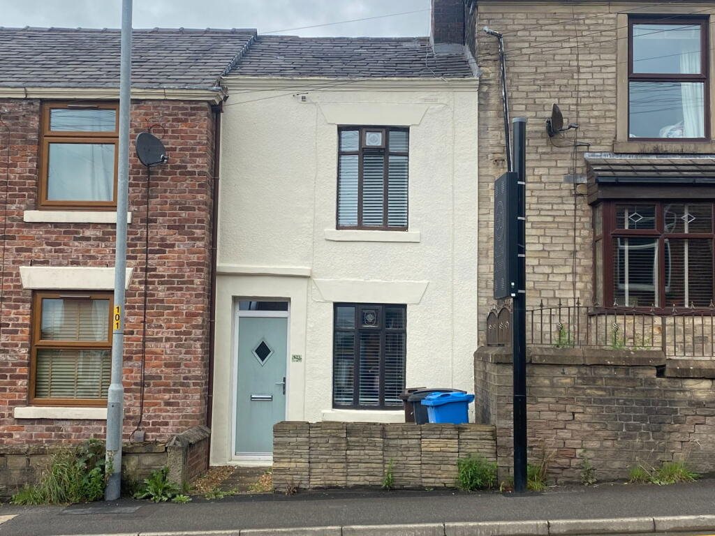 2 bed Mid Terraced House for rent in Scouthead. From Abode Letting Agents