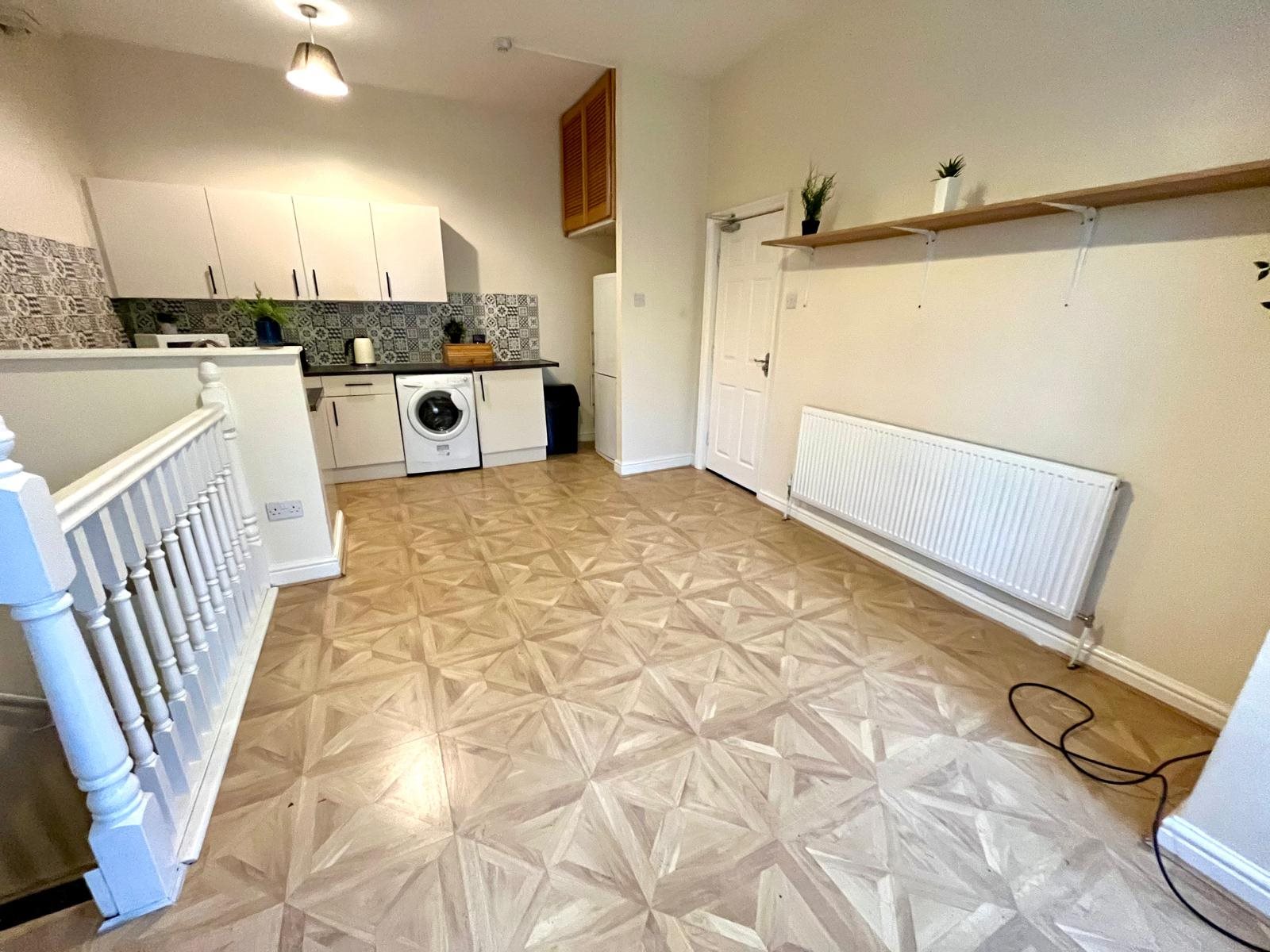 2 bed 1st Floor Flat for rent in Stretford. From Abode Letting Agents