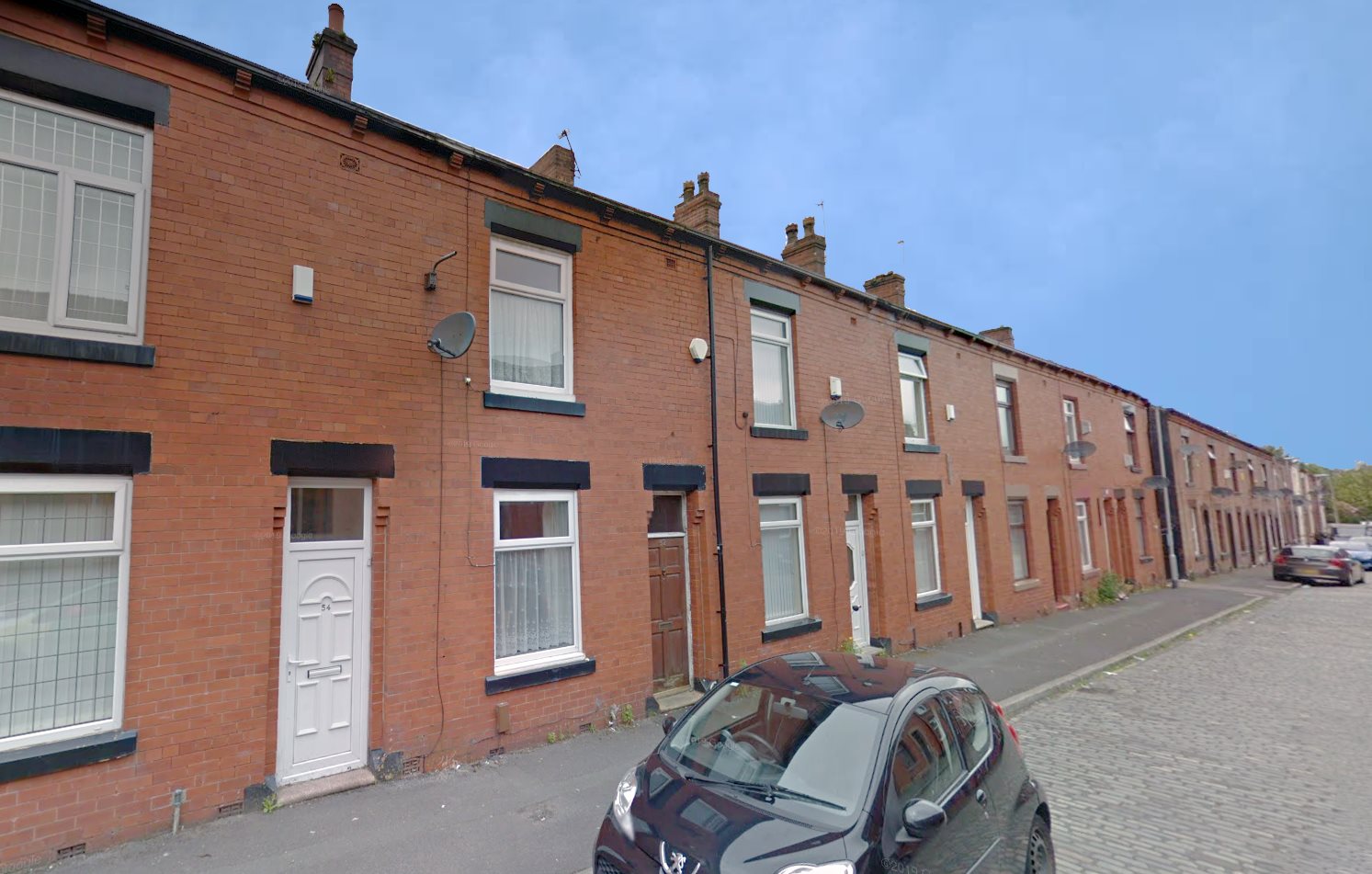 2 bed Mid Terraced House for rent in Lees. From Abode Letting Agents 2 bed Mid Terraced House for rent in Lees. From Abode Letting Agents