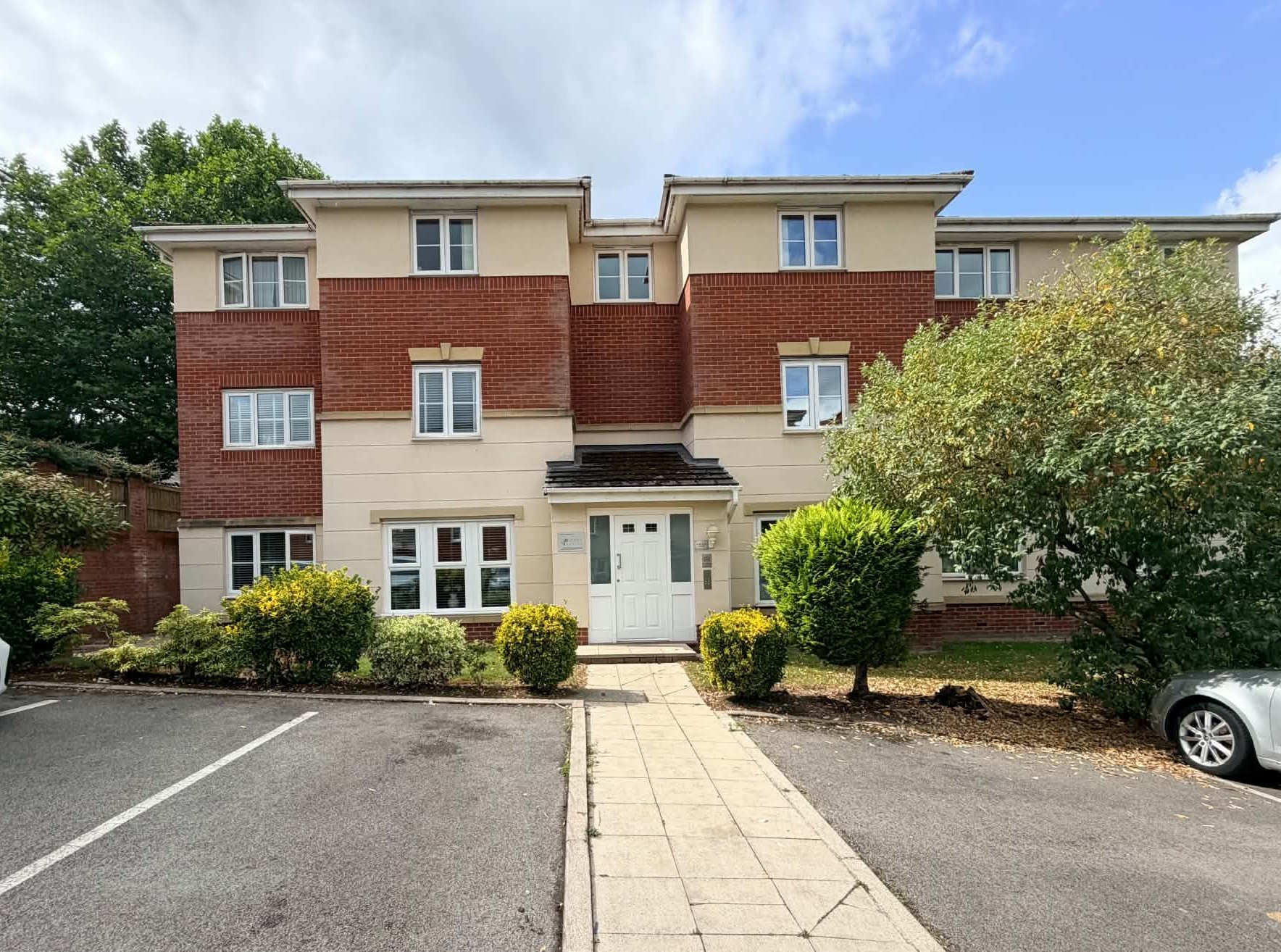 2 bed 1st Floor Flat for rent in Middleton. From Abode Letting Agents