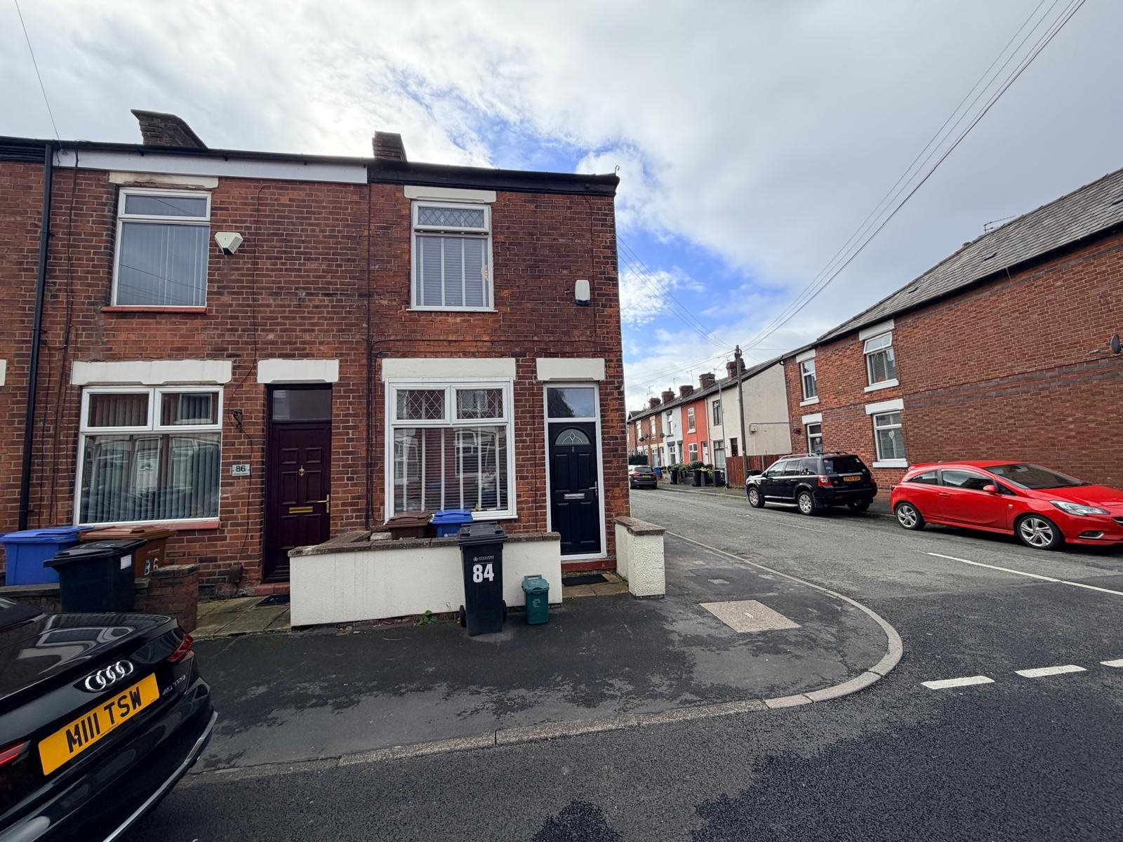 2 bed Mid Terraced House for rent in Stockport. From Abode Letting Agents 2 bed Mid Terraced House for rent in Stockport. From Abode Letting Agents