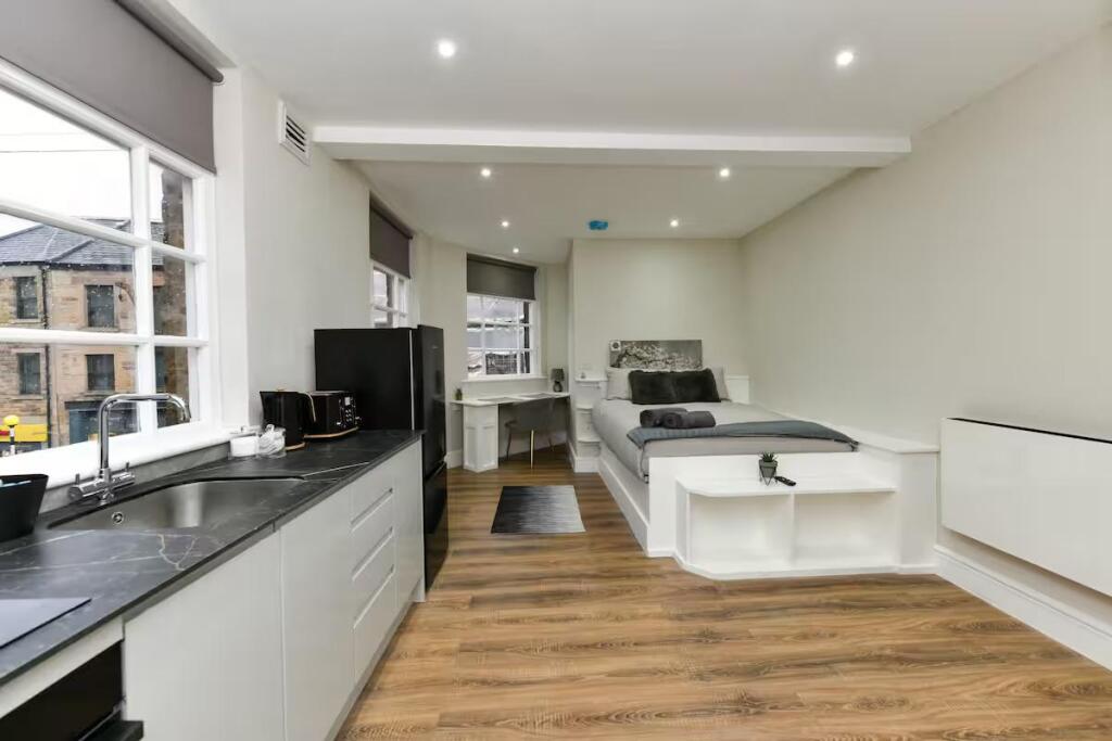 1 bed Private Halls for rent in Lancaster. From Lancaster Student Lettings