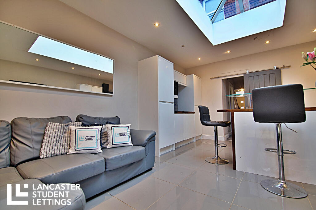 5 bed Detached for rent in Lancaster. From Lancaster Student Lettings 5 bed Detached for rent in Lancaster. From Lancaster Student Lettings