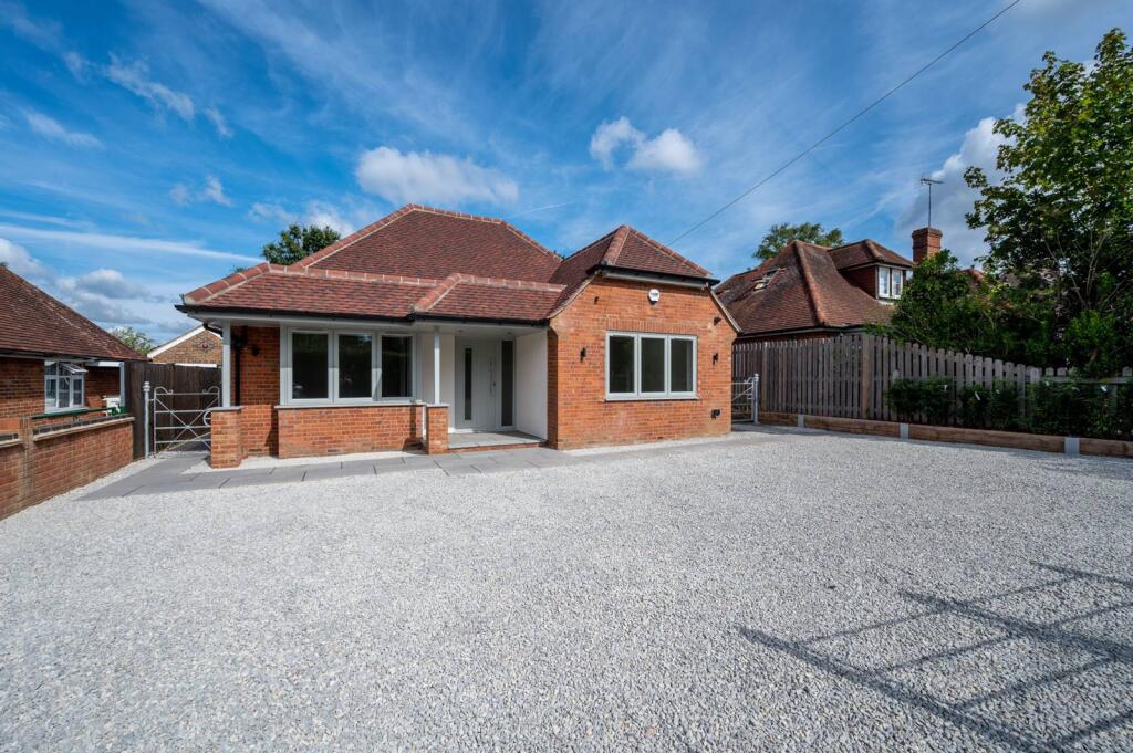 4 bed Bungalow for rent in Woking. From Foxtons - Woking