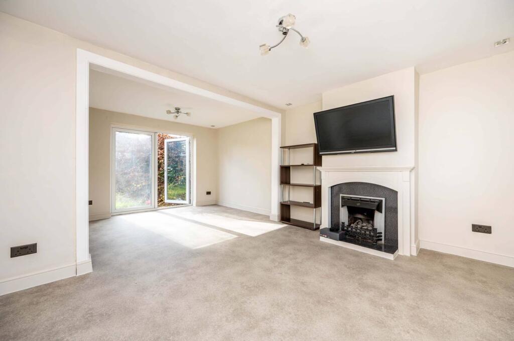 3 bed Semi Detached for rent in Pyrford. From Foxtons - Woking