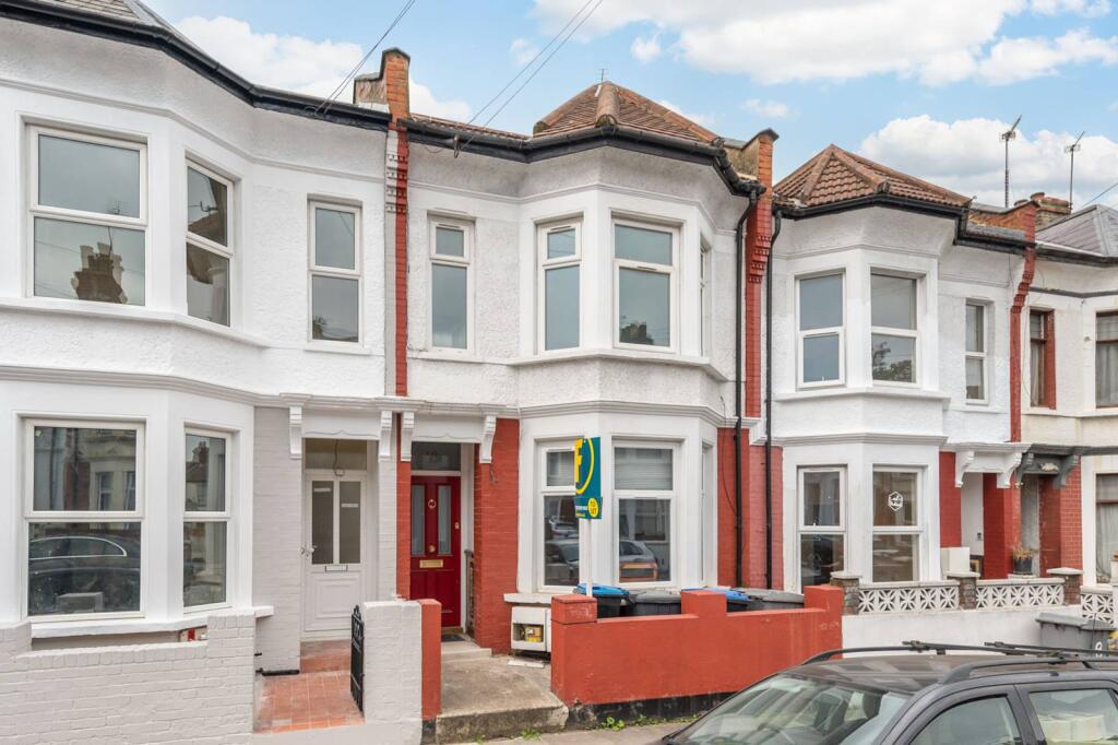 1 bed 1st Floor Flat for rent in London. From Foxtons - Willesden Green