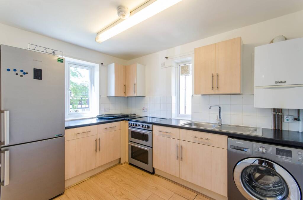1 bed 1st Floor Flat for rent in London. From Foxtons - Willesden Green