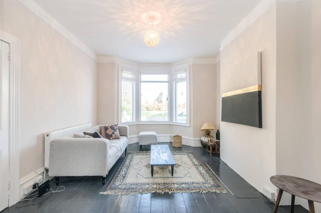 5 bed Mid Terraced House for rent in London. From Foxtons - Willesden Green 5 bed Mid Terraced House for rent in London. From Foxtons - Willesden Green