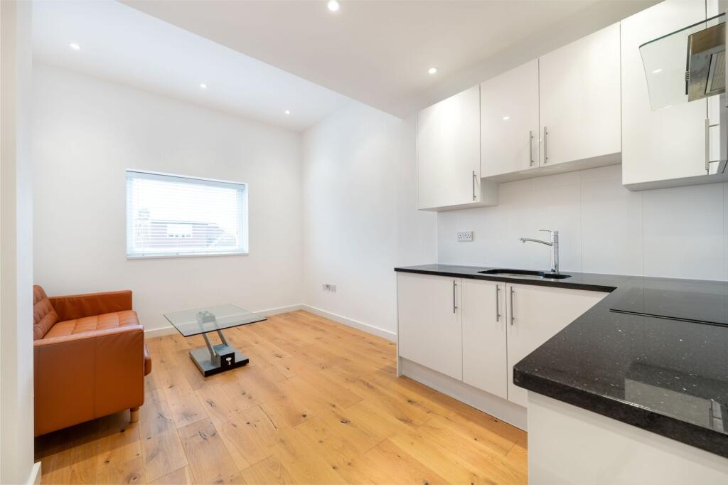 2 bed 1st Floor Flat for rent in London. From Foxtons - Willesden Green 2 bed 1st Floor Flat for rent in London. From Foxtons - Willesden Green
