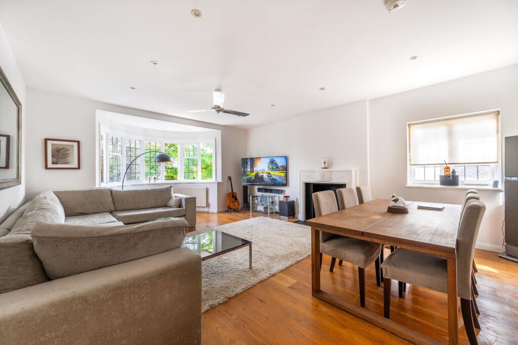 3 bed 1st Floor Flat for rent in London. From Foxtons - Willesden Green