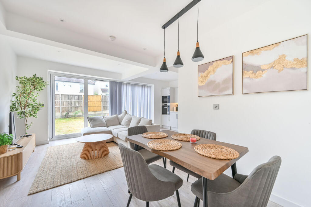 6 bed Semi Detached for rent in Willesden. From Foxtons - Willesden Green 6 bed Semi Detached for rent in Willesden. From Foxtons - Willesden Green