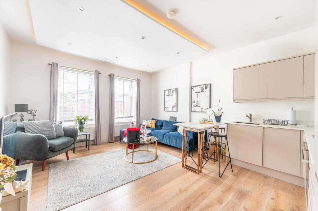 2 bed 1st Floor Flat for rent in London. From Foxtons - Willesden Green