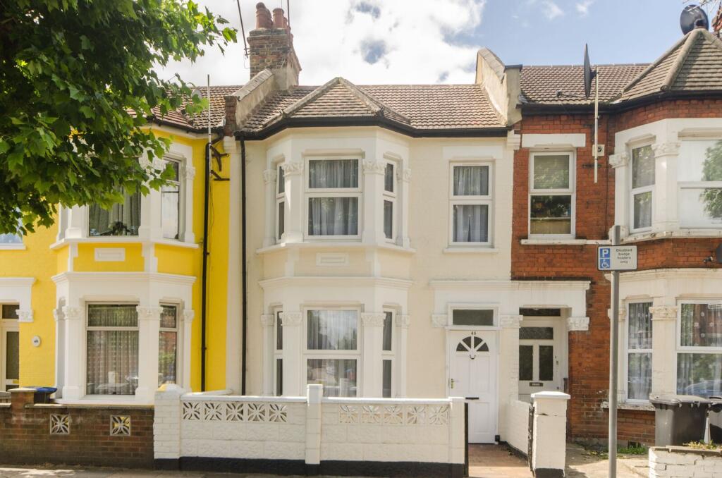 3 bed Mid Terraced House for rent in London. From Foxtons - Willesden Green 3 bed Mid Terraced House for rent in London. From Foxtons - Willesden Green