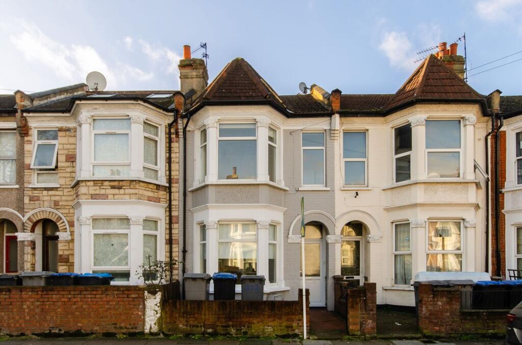 4 bed Mid Terraced House for rent in Willesden. From Foxtons - Willesden Green 4 bed Mid Terraced House for rent in Willesden. From Foxtons - Willesden Green
