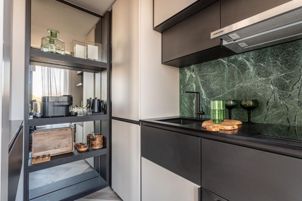 4 bed Studio for rent in Willesden. From Foxtons - Willesden Green