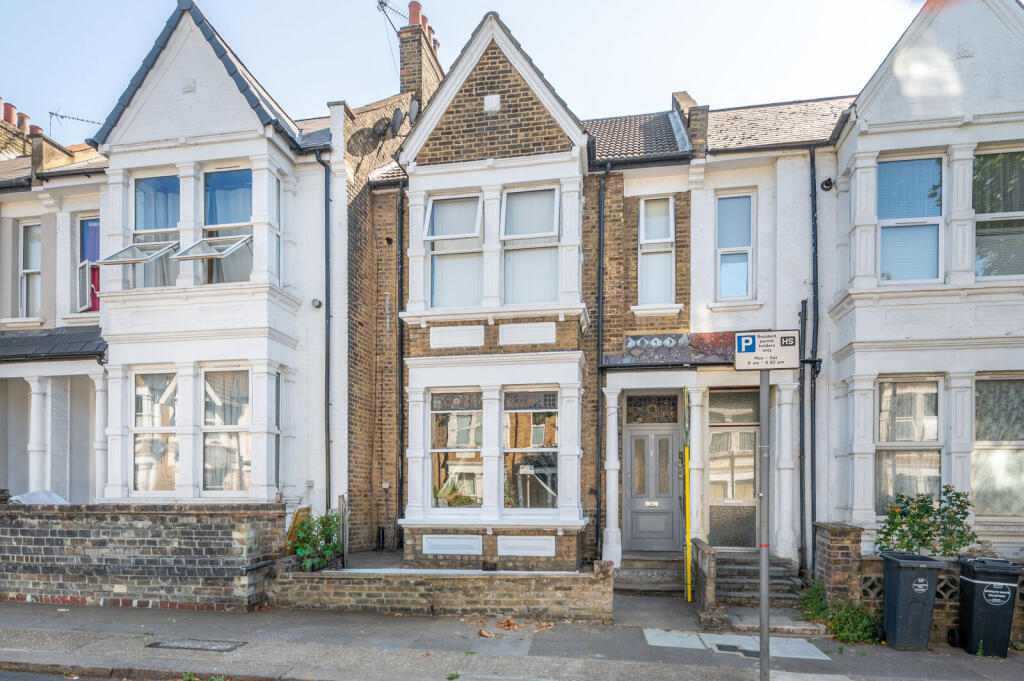 2 bed 1st Floor Flat for rent in Willesden. From Foxtons - Willesden Green