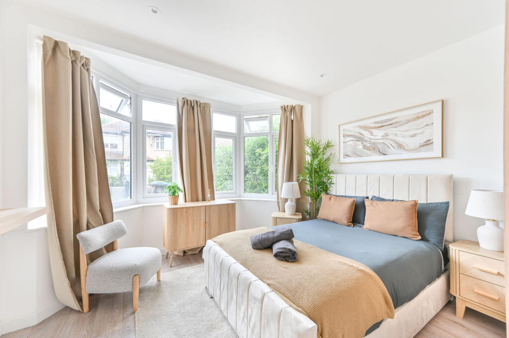 5 bed Detached for rent in London. From Foxtons - Willesden Green 5 bed Detached for rent in London. From Foxtons - Willesden Green