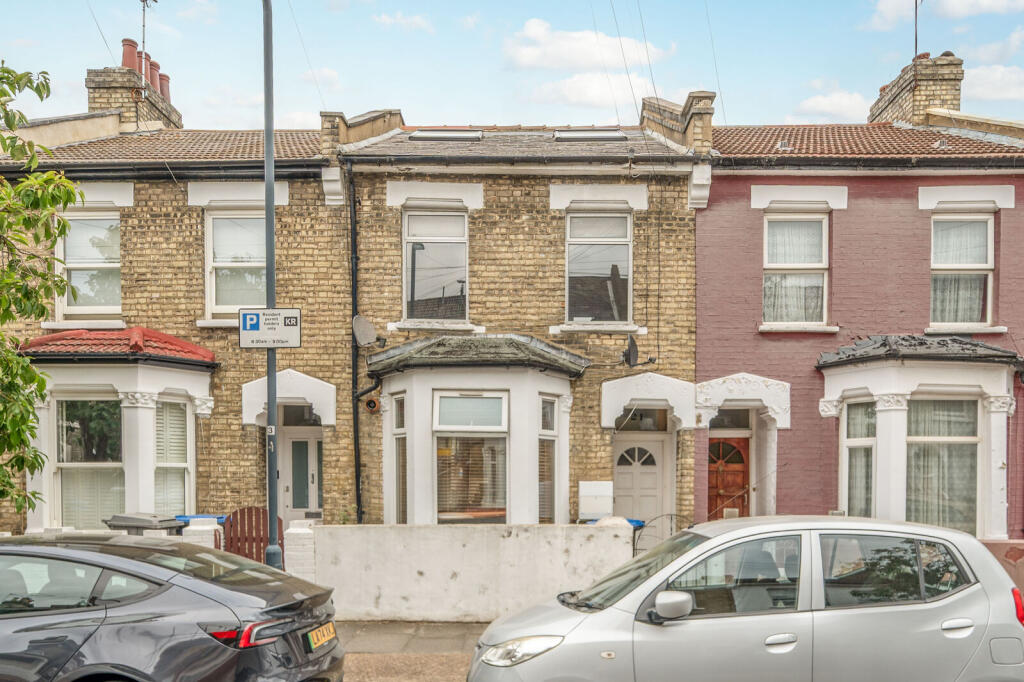 1 bed 1st Floor Flat for rent in London. From Foxtons - Willesden Green