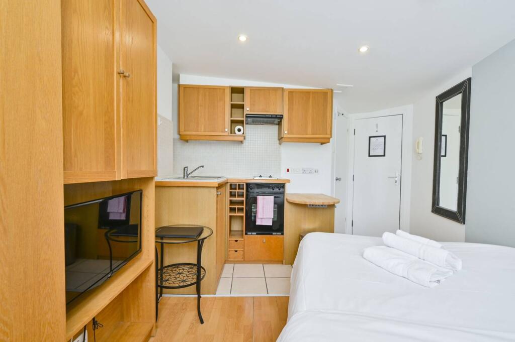 0 bed Studio for rent in London. From Foxtons - West End