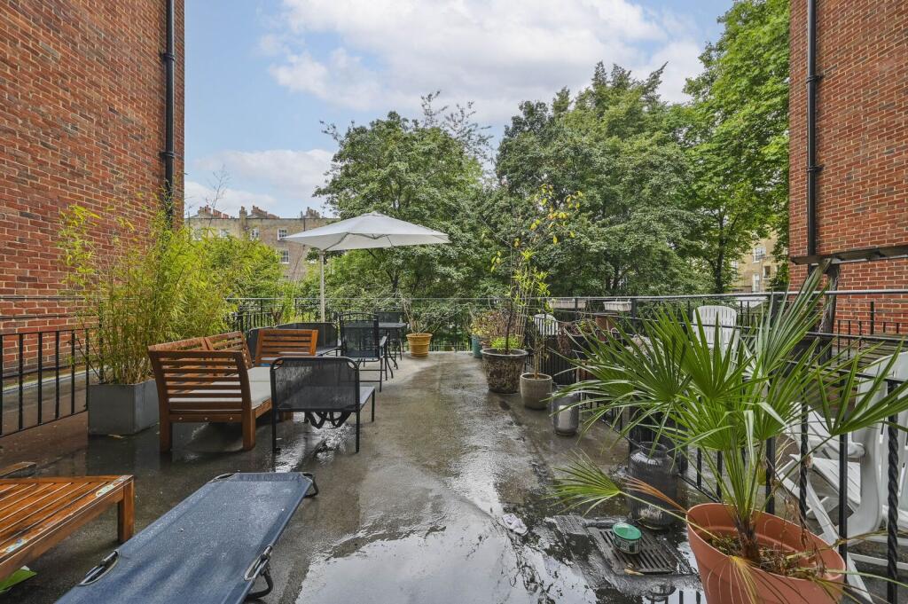 2 bed 1st Floor Flat for rent in Westminster. From Foxtons - West End