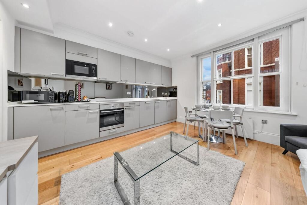 1 bed 1st Floor Flat for rent in Westminster. From Foxtons - West End