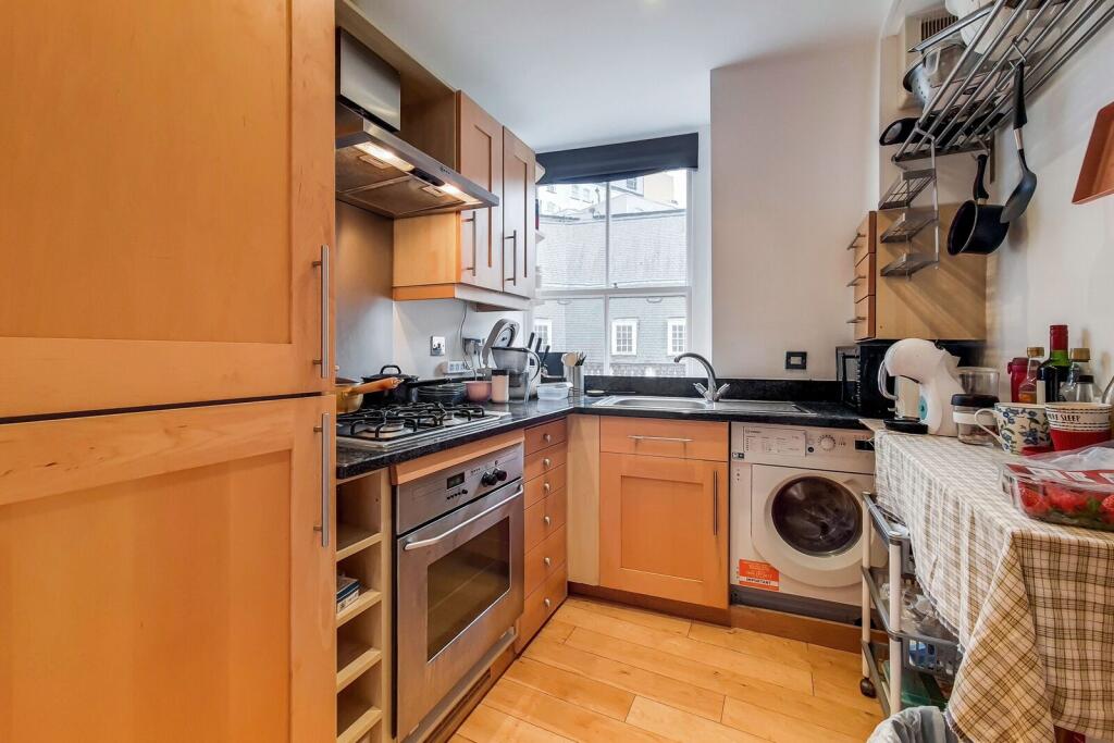 2 bed 1st Floor Flat for rent in Westminster. From Foxtons - West End 2 bed 1st Floor Flat for rent in Westminster. From Foxtons - West End
