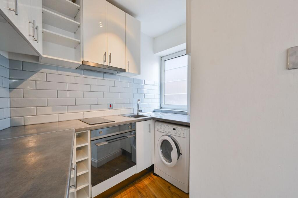 4 bed Studio for rent in London. From Foxtons - West End